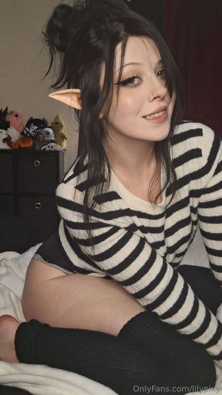 I am just elfing around!  8