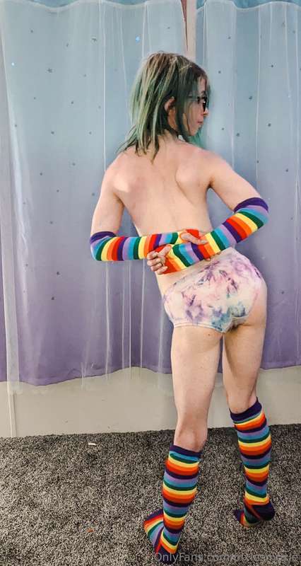 Pixiesmoxie - Onlyfans - 14 Jul, 2024 2