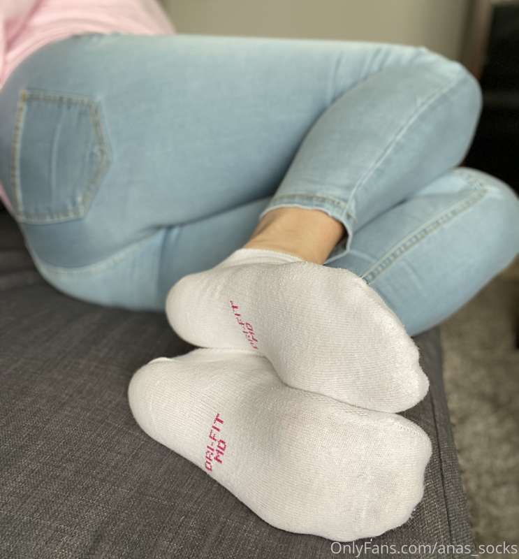 I peeled this socks of my feet for you to have a taste 👅 6