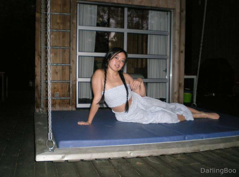Went to my friend’s cabin, and just had to go in the private.. 12