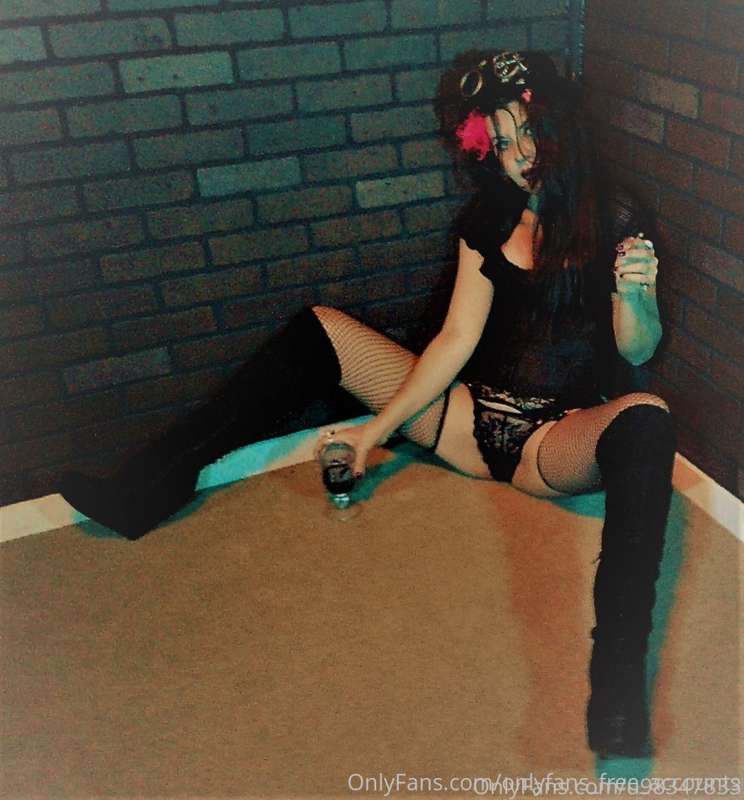 Another top Onlyfans FREE Account for you thirsty lot to fol.. 1