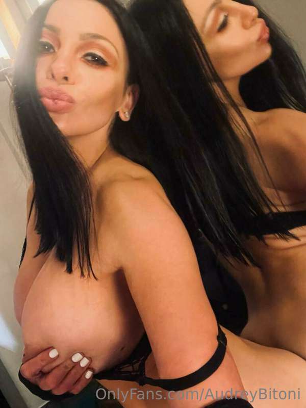 Wanna squeeze these titties?