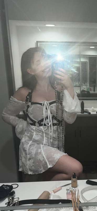 I just CURATED this CharleZ Manson asZ lookin BDSM outfit- d..