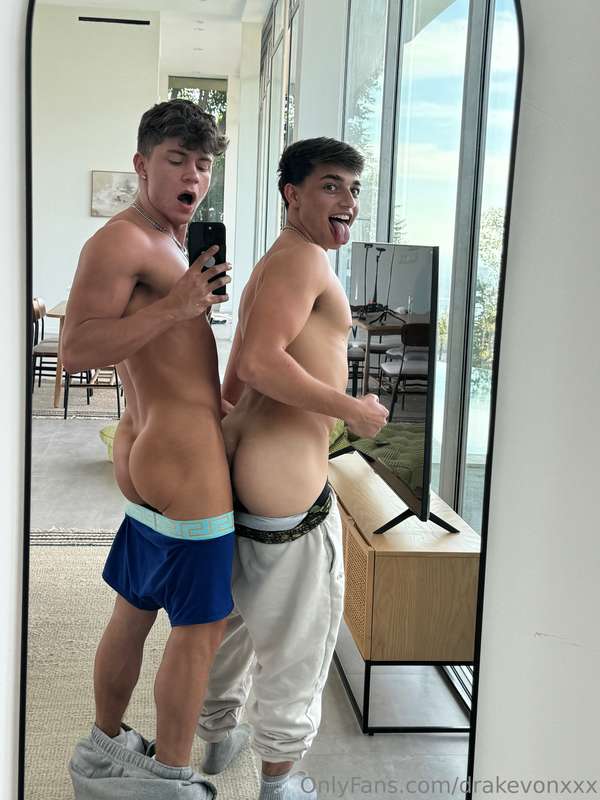 Brad is ready to take my meat again! 😈🥵🍆💦