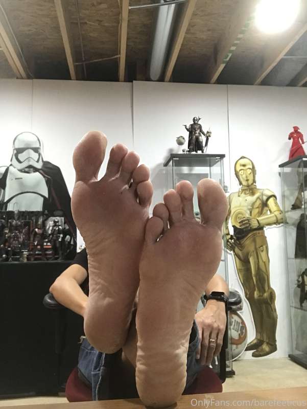 Thursday feet!