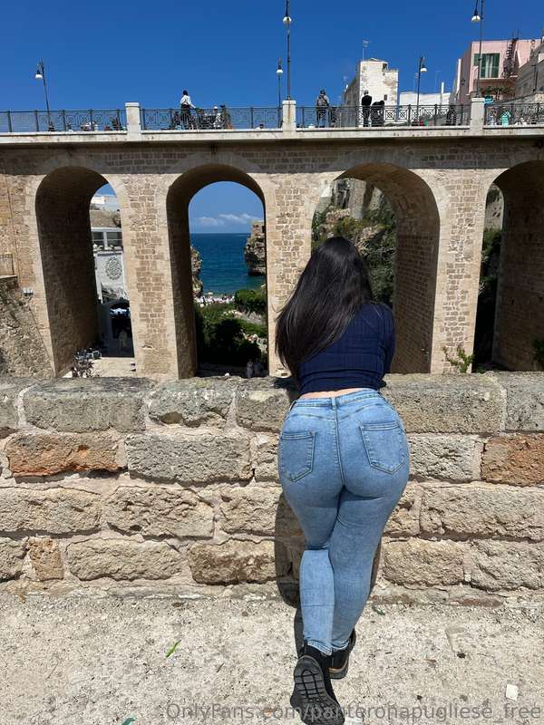 Che bello l’arco, vero?Sono rientrata e sono vogliosa di pis..
