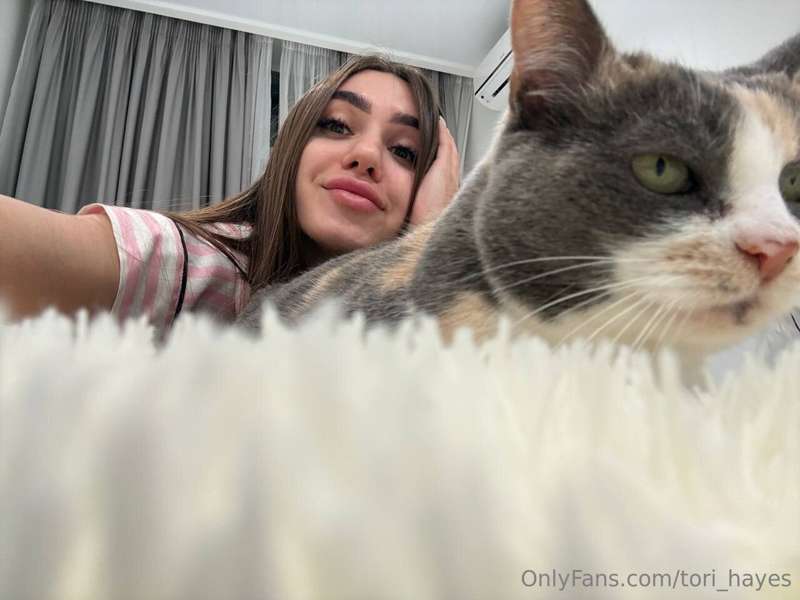 It's cloudy and raining outside 🌧️ So Terry and I decided to..