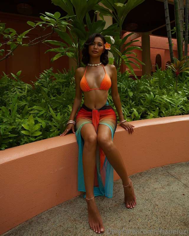 tropical vibes 🌺