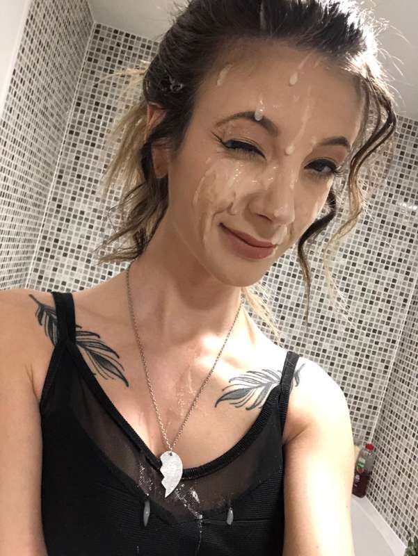 Facial in a fancy dress, I’m a classy hoe 💁🏼‍♀️
