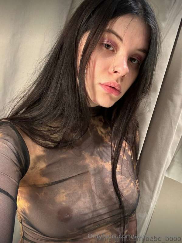 🎀FREE SUBSCRIPTION🎀Sweet and gentle 💕 She is 19 years old ❤️..