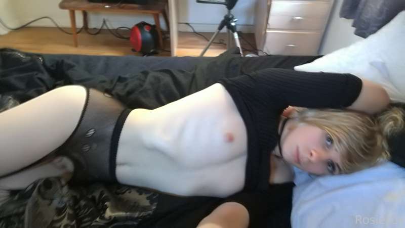 Cute lil slut 5/10 x 18