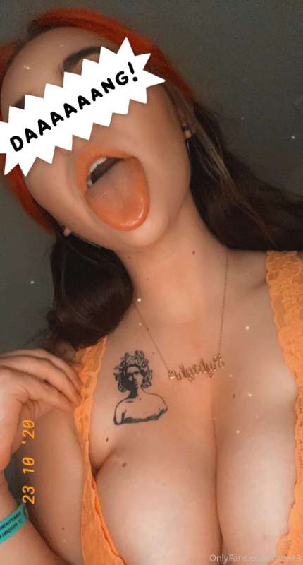 What does that tongue do? 👀