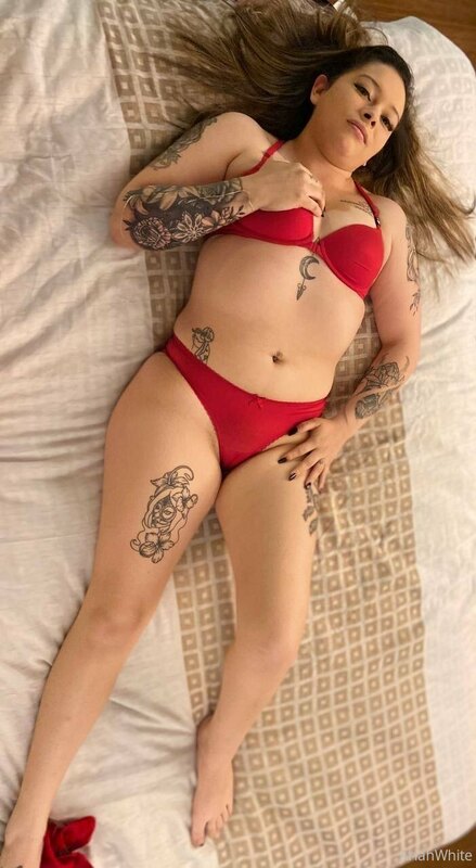 Rate my fuckability??
♡Tip this post $1-10♡
$1 is I wouldn't..