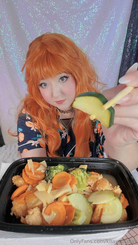 Free pics! :3Gonna post the paid half of this set today too,.. 7