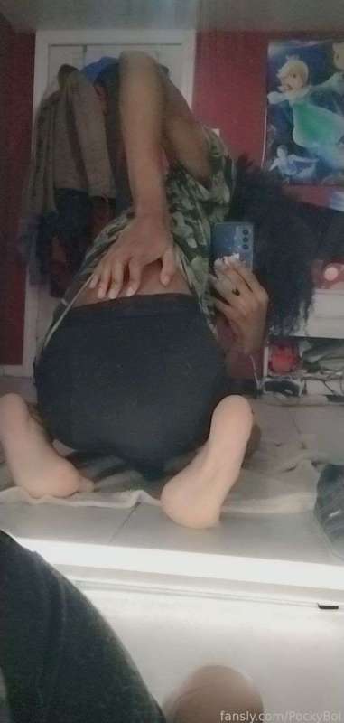 Pockyboi - Fansly - 06 Oct, 2022 2