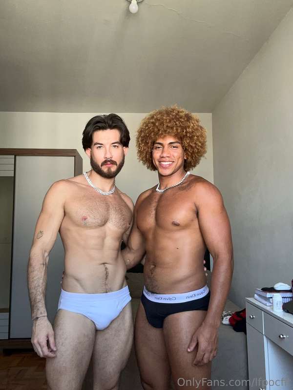 Renovando o Feat com RamonRenewing the Feat with @ramonhotxx..