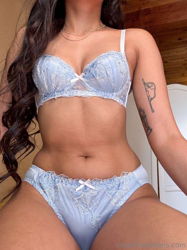 can’t wait to show you all my new lingerie sets 😍🩵 3