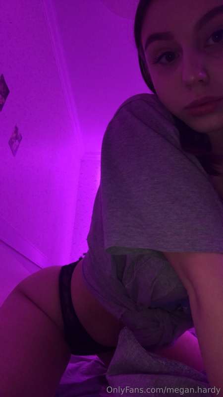 If you wanna trade pics then send me a Message😉😈