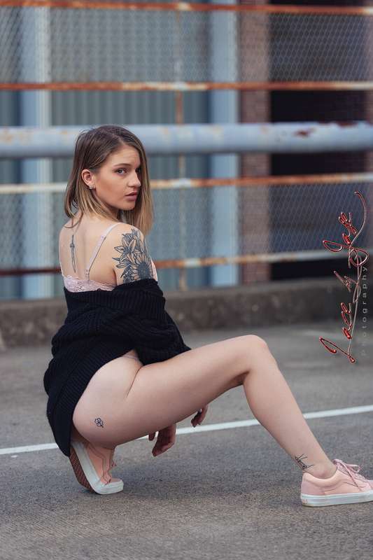 Free Set. 16 Images. 9