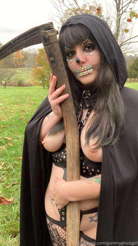 Wanna have a little fun before I reap your soul? 💀 24