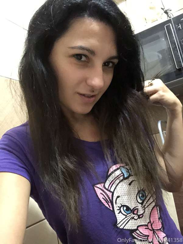 After dying my hair,natural fluffy hair and no makeup !All n.. 2