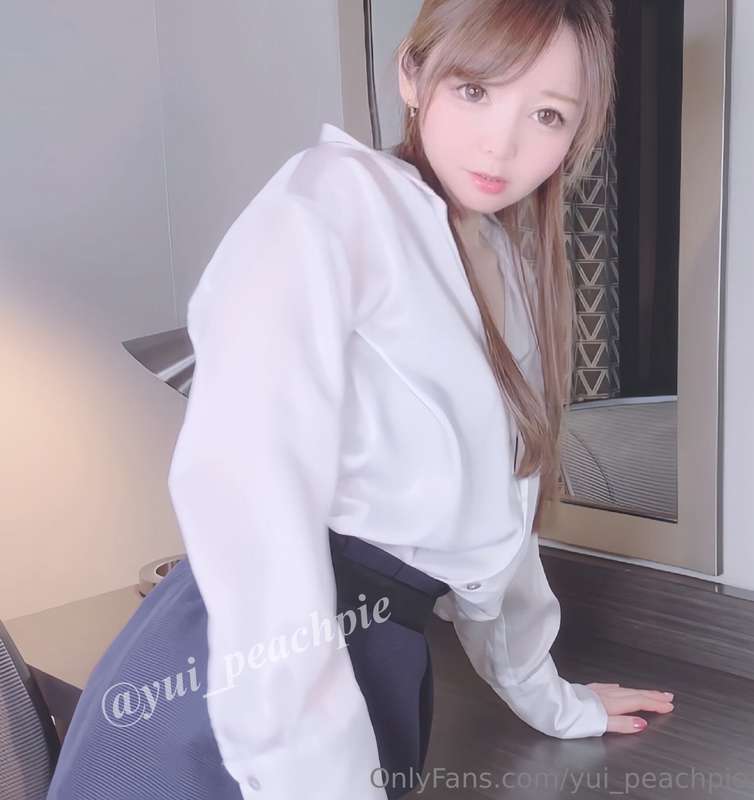 🫣🎬🎥Sneak Peek Photos❣️📸😋✨12 photos
🫣🎬🎥明日の動画のチラ見せ❣️📸😋✨12枚

He.. 11
