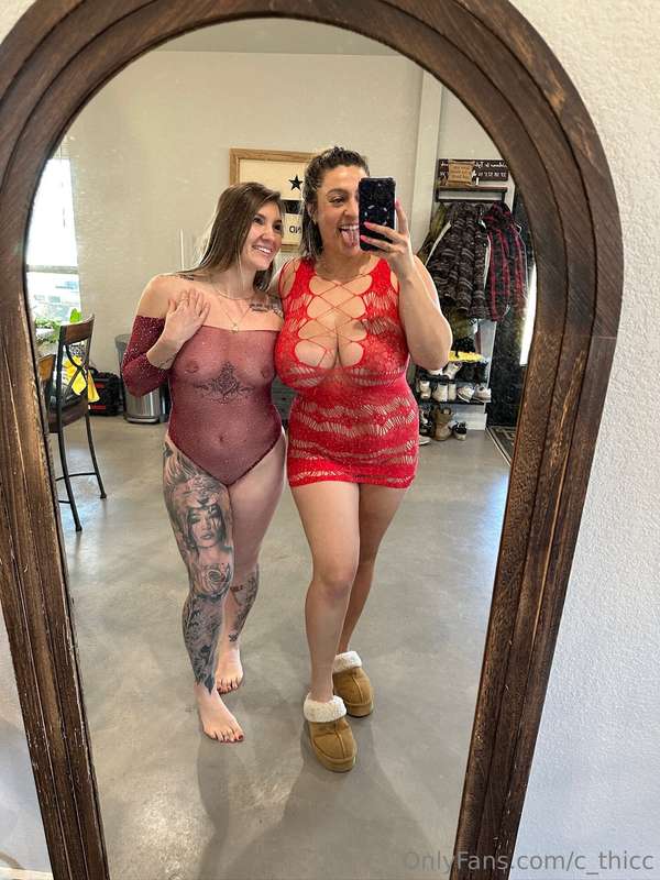Ever wanted your dick rated on live?! @tatievans and I will ..