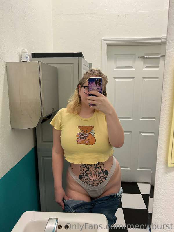 Swipe for boobies