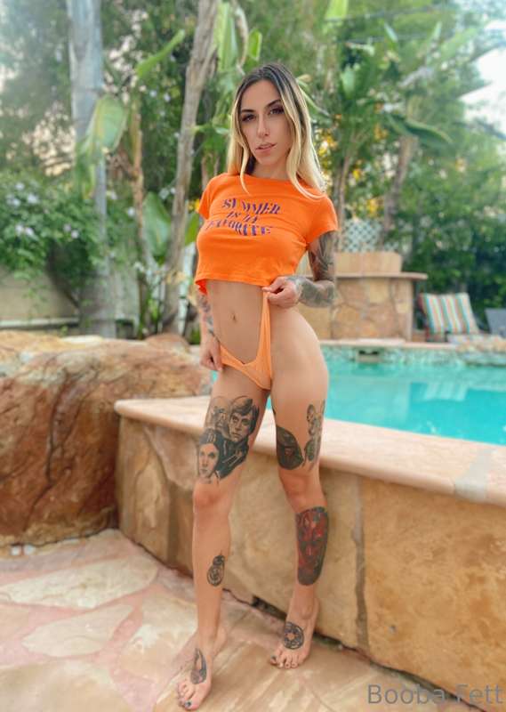 Summer is my favourite ☀️ Because I get to be naked in the s..