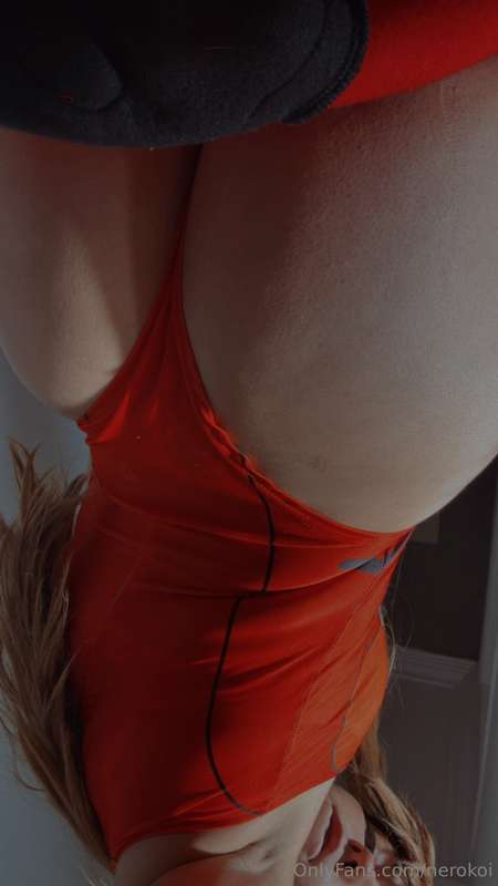 Just random pics, idk... I feel you guys prefer it xD 2
