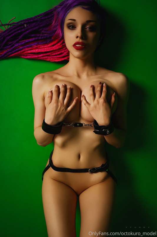 it's great that here I can post photos too provocative for o.. 2