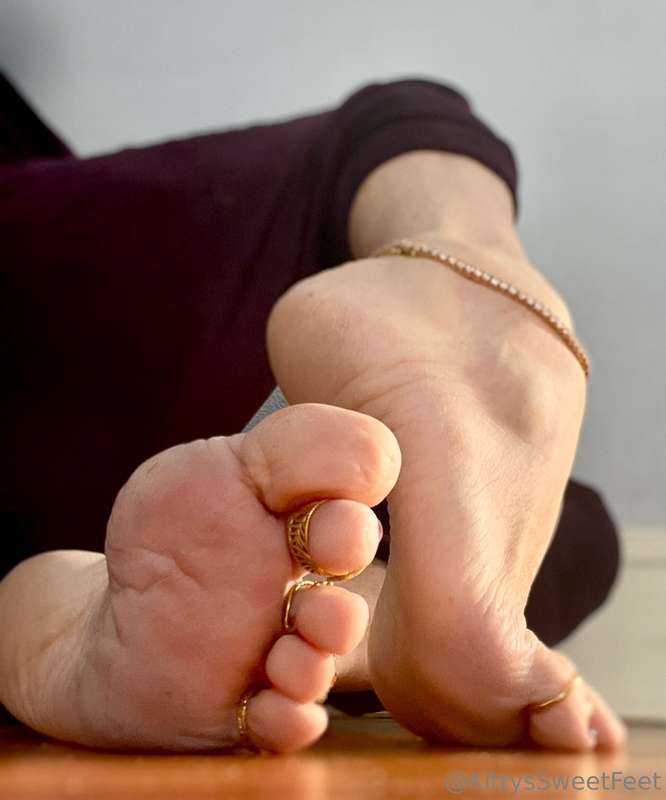 The curves, the arches, the angles—every detail of my beauti.. 1