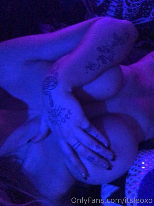 Just can’t stop touching myself today 🙈🥵💦 