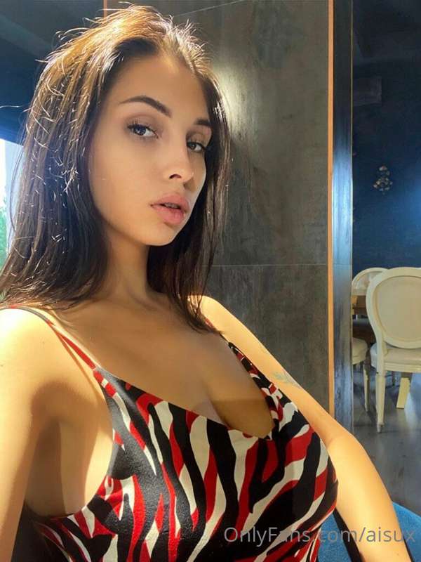 Aisultanax онлифанс. AISUX. AISUX.X.