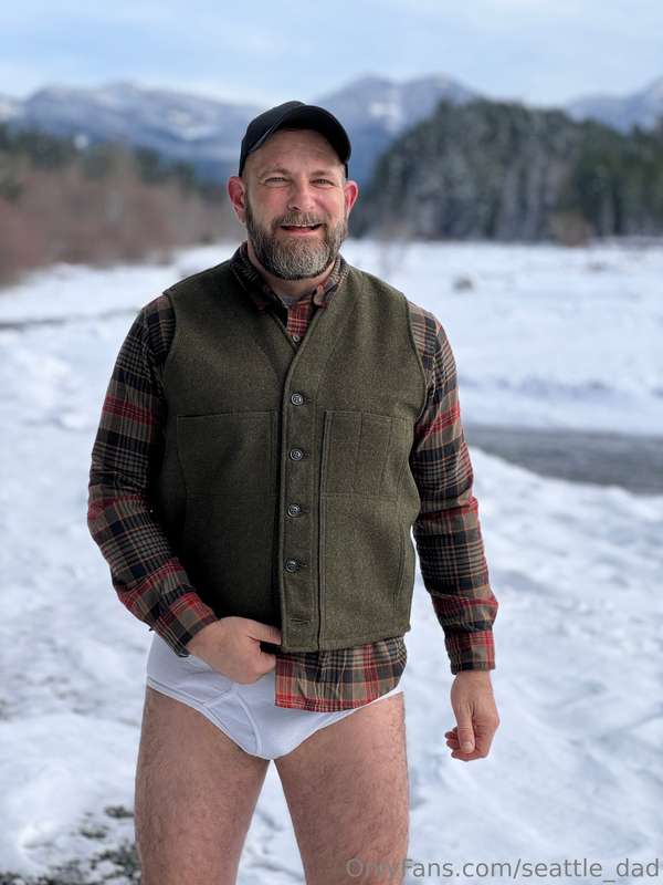 Took a trip out to the mountains last week.  Had a little fu.. 3