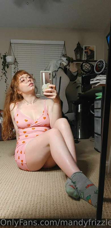 Open up for my strawberry 12