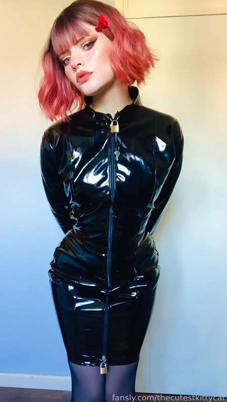 Thecutestkittycat - Fansly - 12 Nov, 2022 10