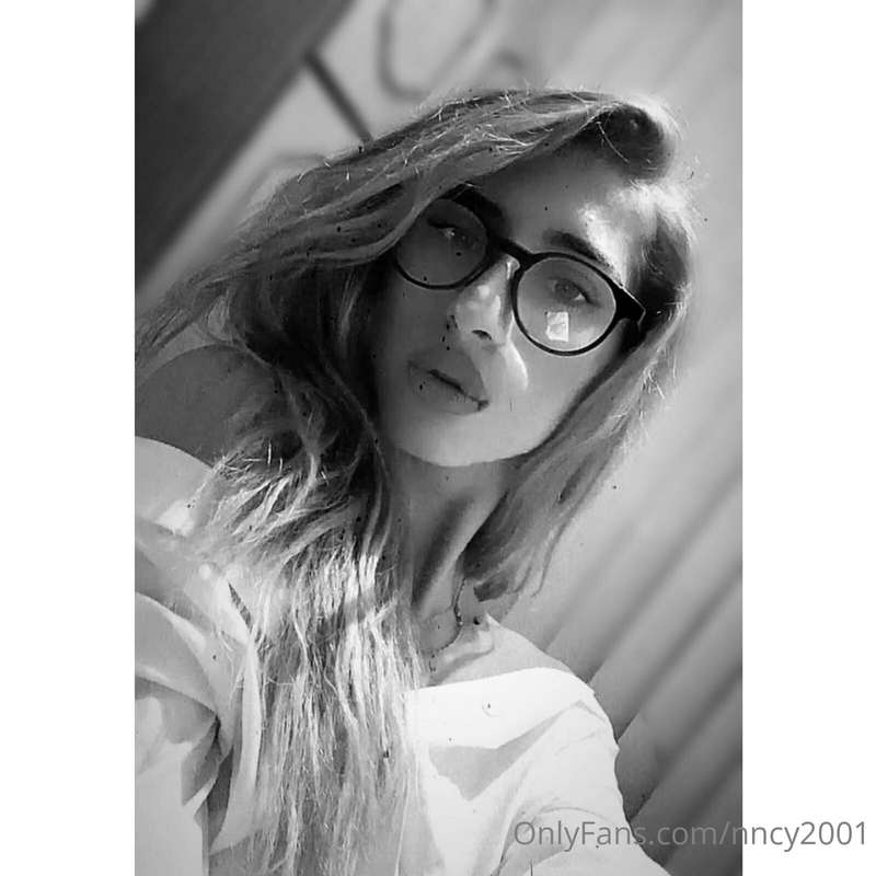 Nncy2001 - Onlyfans - 17 Apr, 2022 2