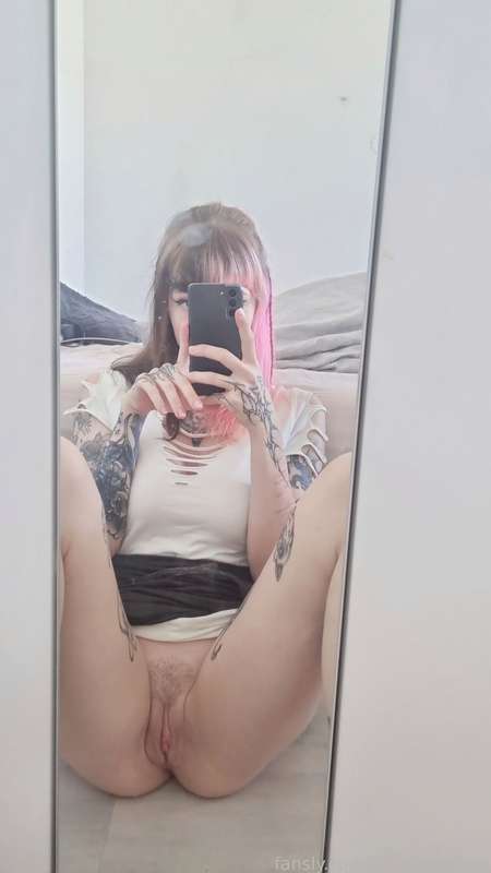 Elleslovexoxo - Fansly - 10 May, 2024