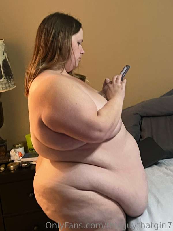 Some candid pics of my beautiful gf 😍 8