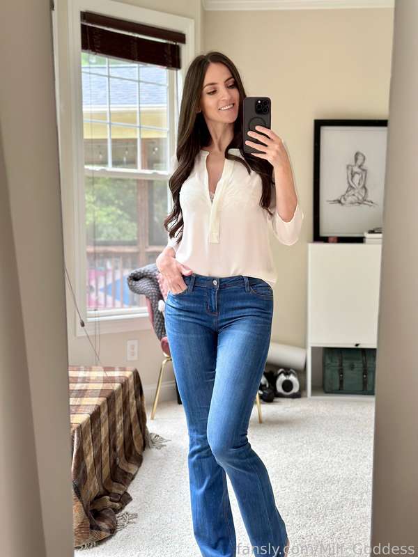 Milf_Goddess - Fansly - 02 Oct, 2023