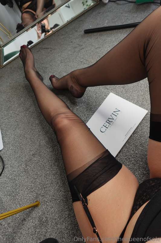 Some of the best stockings I own 🖤  Tell Me, do you like the..