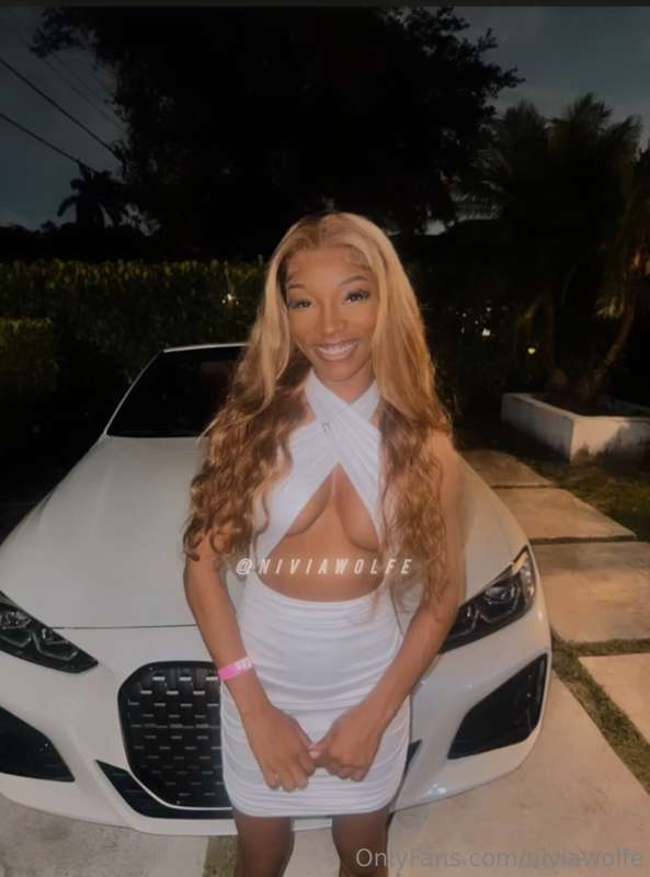 The XBIZ ALL WHITE PARTY was a success ✨🤍...except these pic..