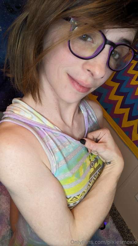 Pixiesmoxie - Onlyfans - 27 Feb, 2024