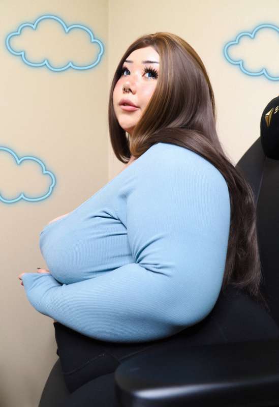i wish that you could experience my huge tits irl :p 9