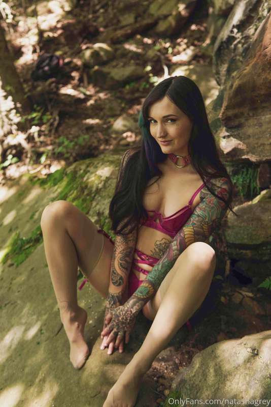 Which picture is your favorite from my latest shoot? If this.. 16
