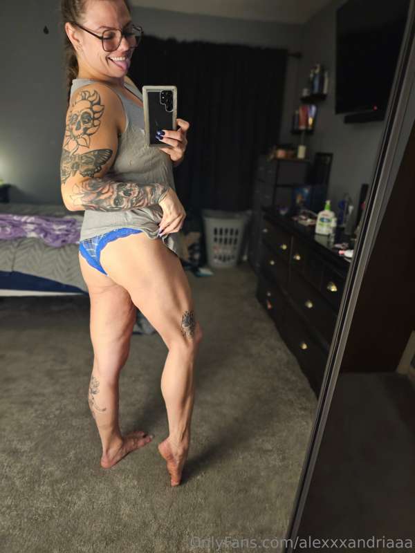 Alexxxandriaaa - Onlyfans - 18 Sep, 2023