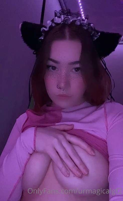 some catgirl content to make up for the fact that i've been ..