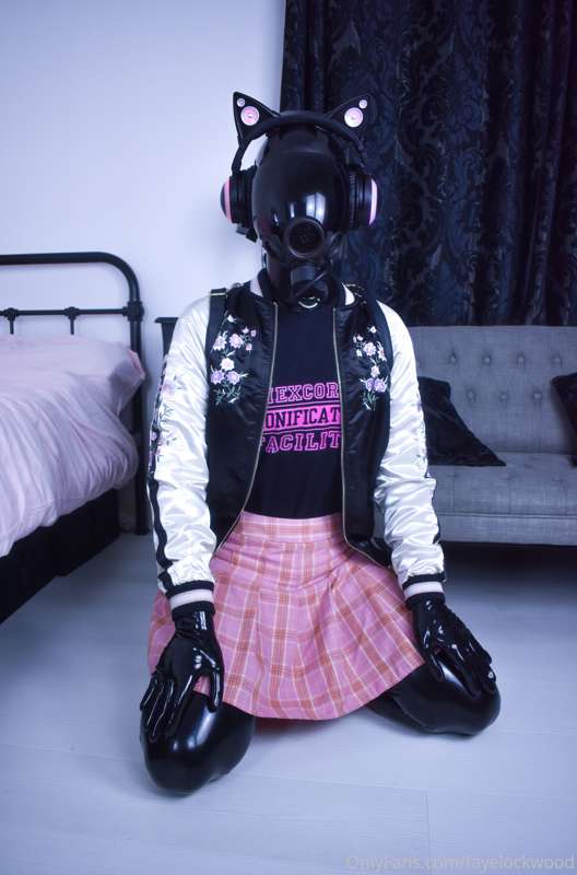 Drone 6677 :: easily confused, very loveable

I'm the model .. 3