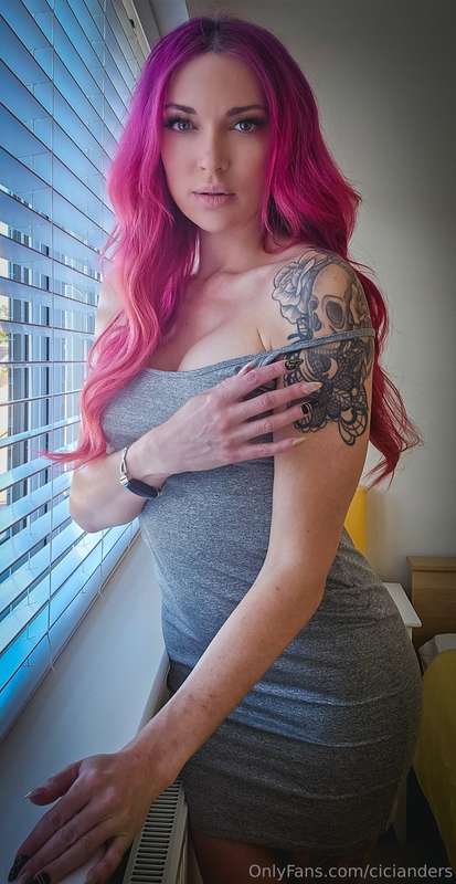 Check out @ciciandersxx now! Over 260 full length sextapes w..